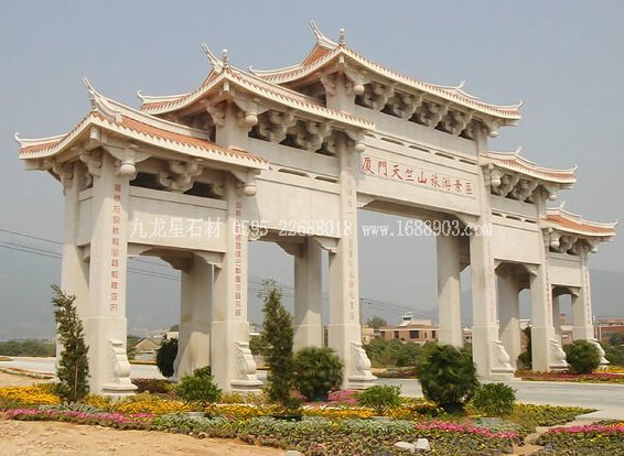 寺廟或景區門口擺石牌坊有什么意義